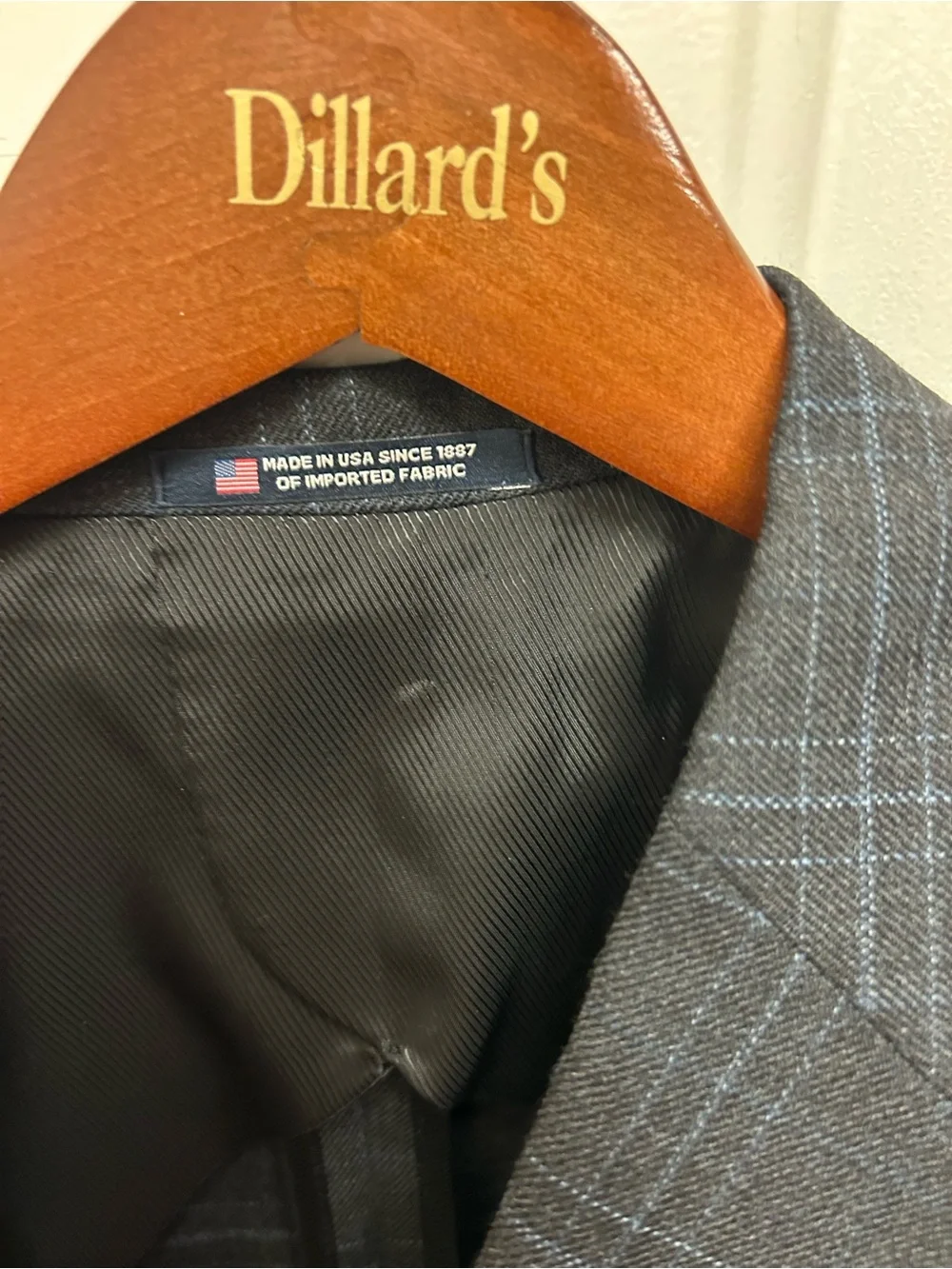 Hart Schaffner Marx Windowpane Sport Coat Blue &Charcoal Windowpane Worsted Wool